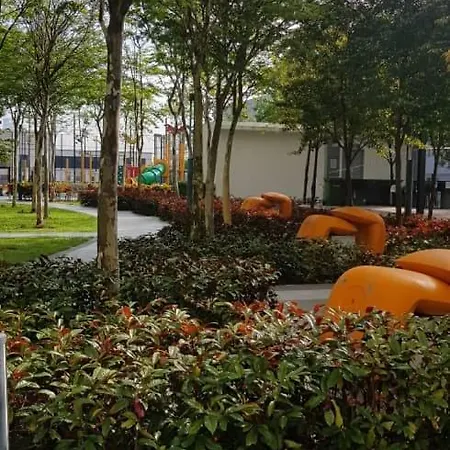 Cybersquare Soho Apartment Cyberjaya Exterior photo