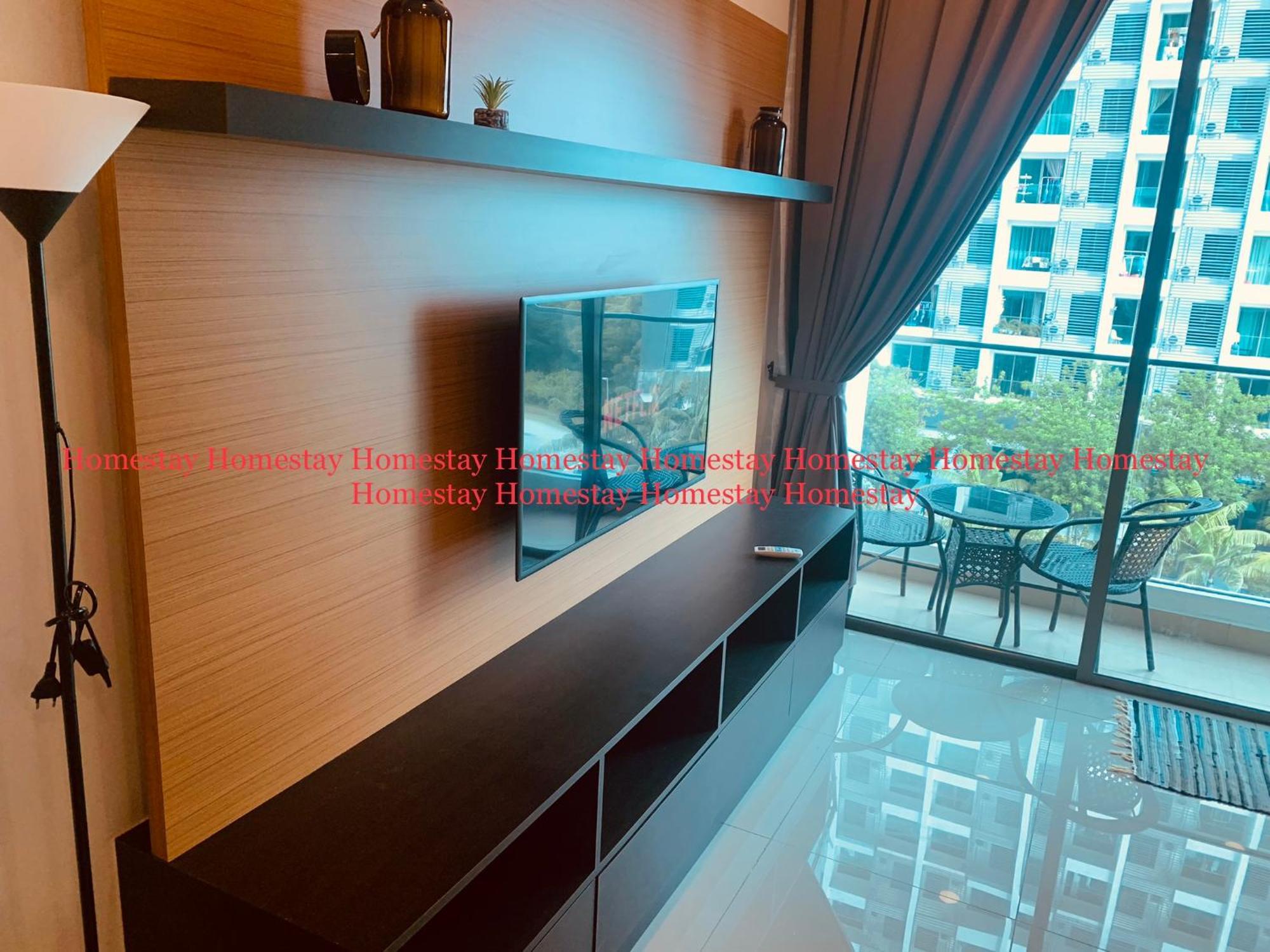 Cybersquare Soho Apartment